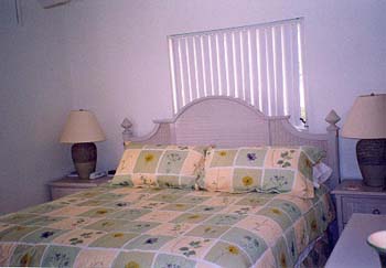 F_bedroom